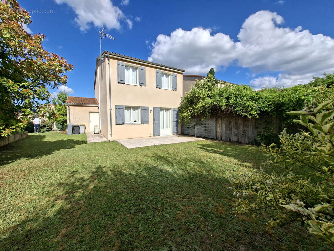 Cournon d'auvergne- belle maison familiale - photo 2