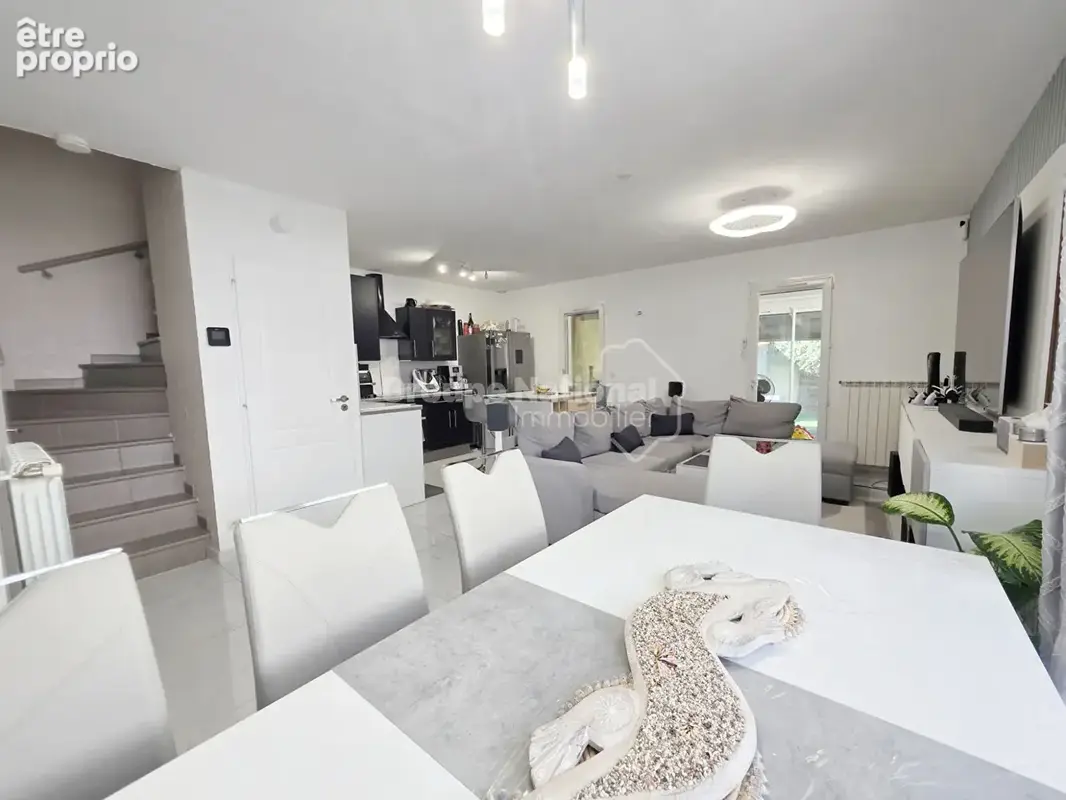 Maison 4 pièces en vente à MIRAMAS avec garage - photo 21