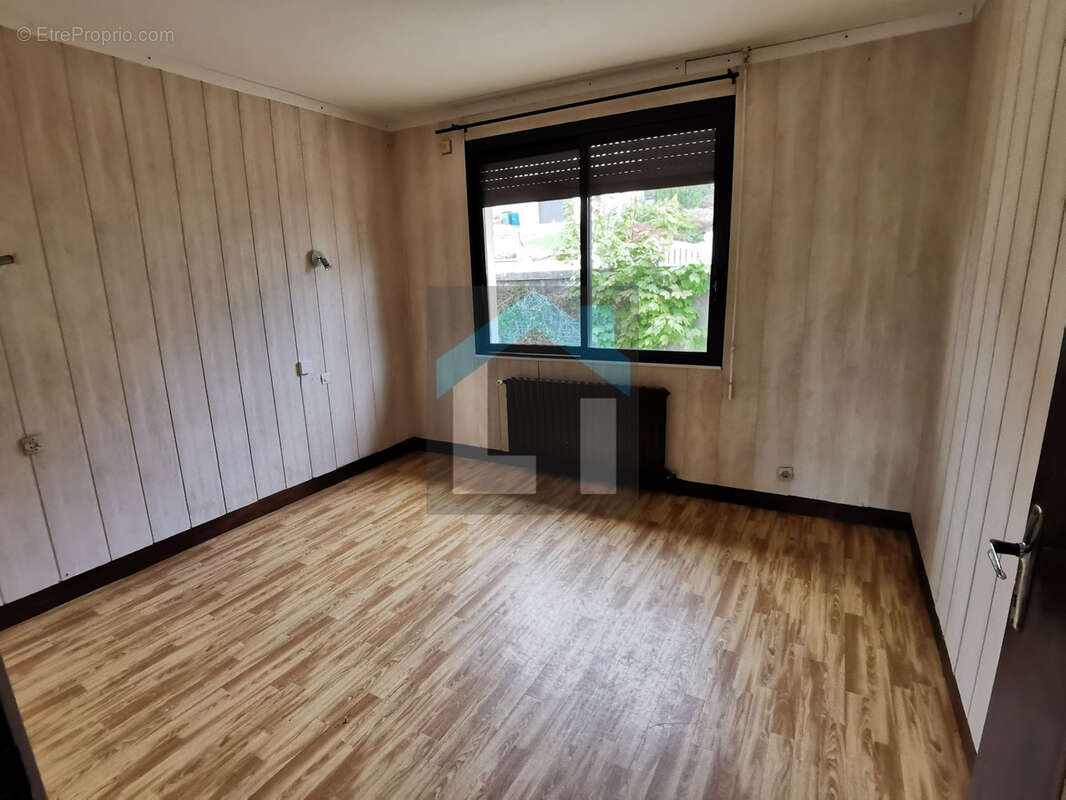 Maison à VILLEDIEU-LES-POELES