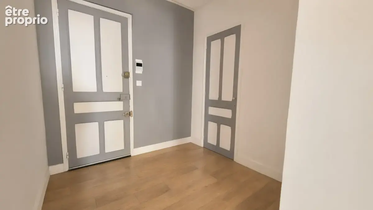 Appartement Toulon 4 pièce(s) 81m2 + cave - photo 4