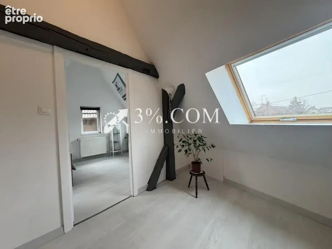 3%COM Grande maison rénovée avec dépendance au centre de SCH - photo 10
