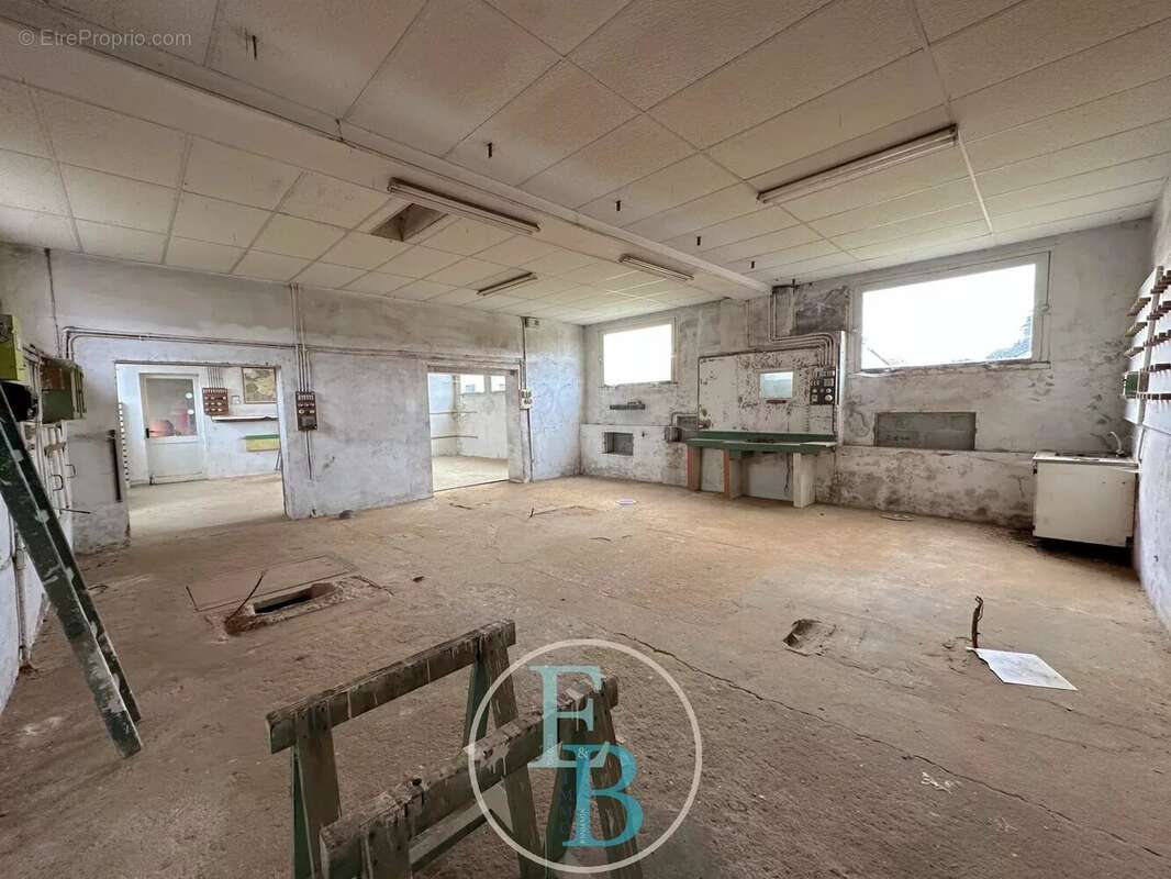 Terrain à MAY-SUR-ORNE