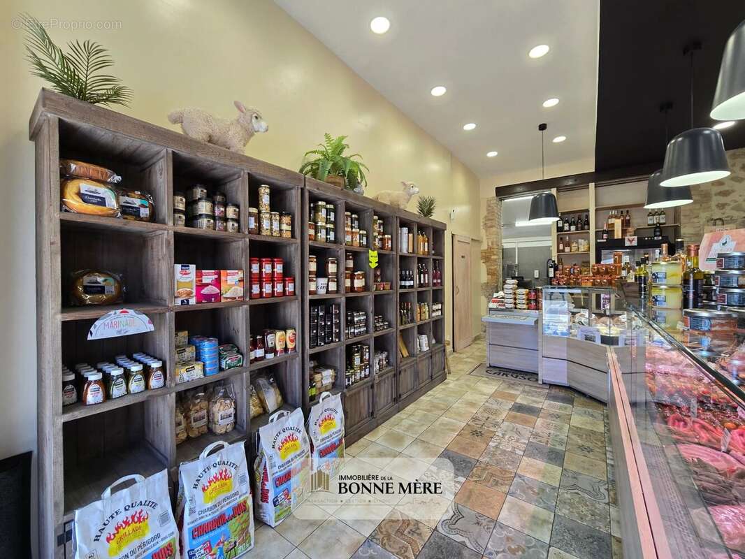 Commerce à MARSEILLE-11E