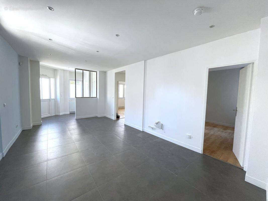 Commerce à BOIS-COLOMBES