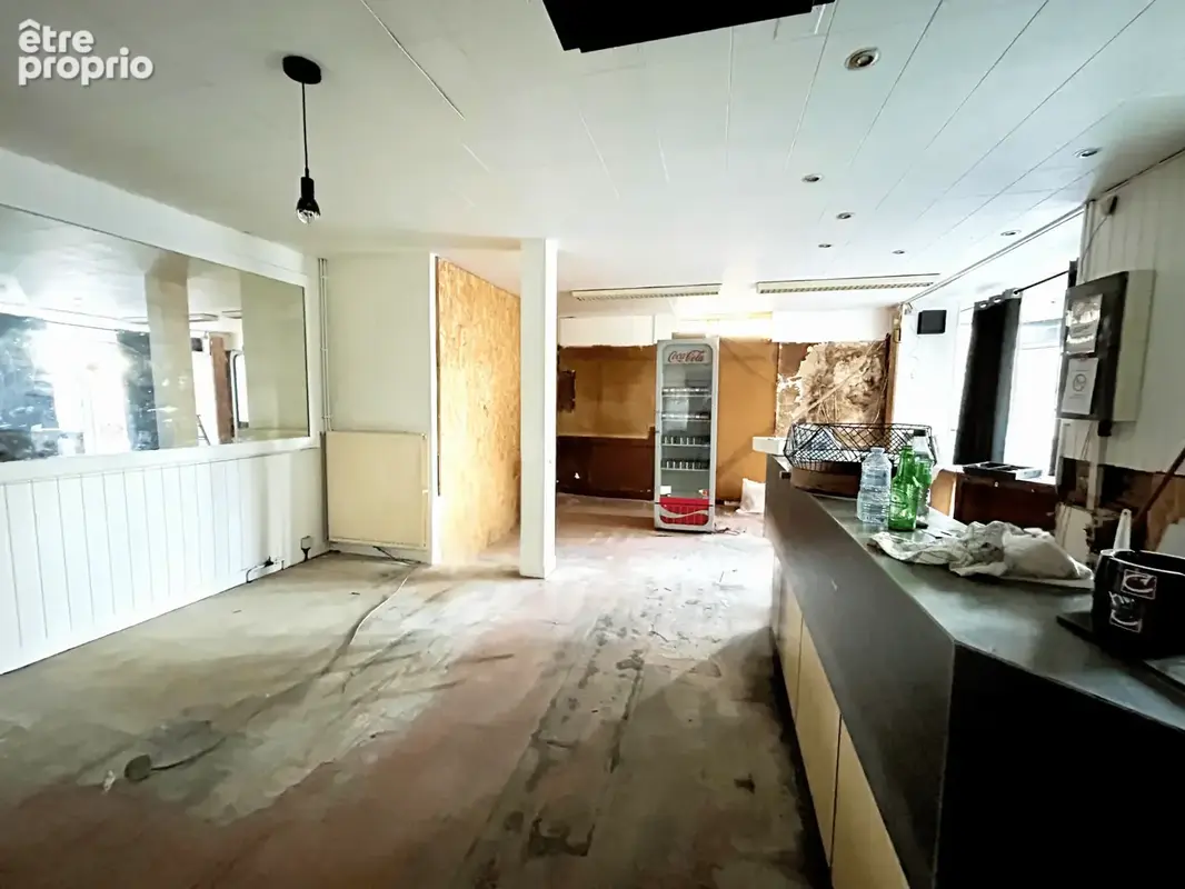 Immeuble / Ancien commerce à réhabiliter (95 m2 + grenier) — Limoges - photo 2