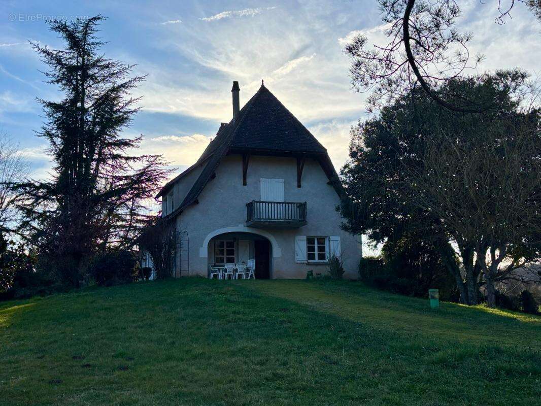 Maison à LAMAGDELAINE