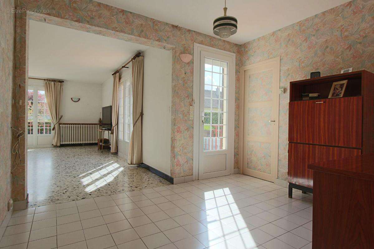 Maison 4 pièces de 96m² à Soissons - Lumineuse, fonctionnelle et prête à vivre - photo 12