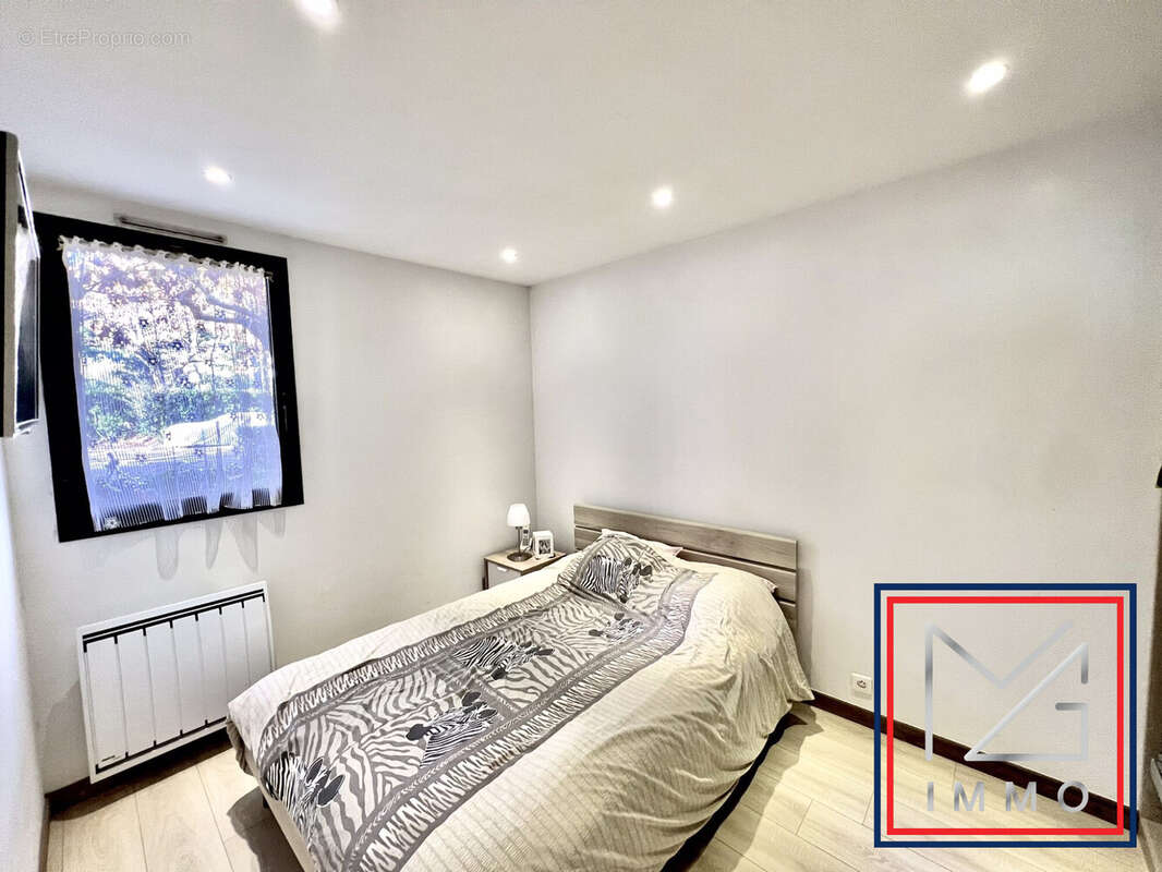 Appartement à SIX-FOURS-LES-PLAGES