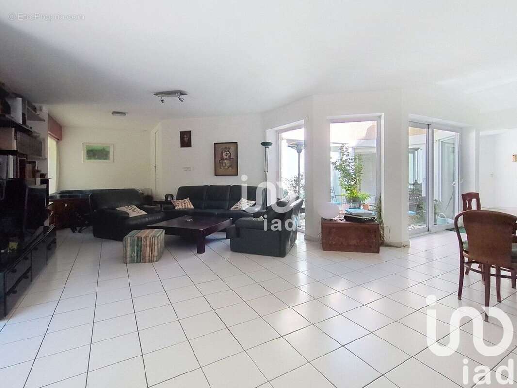 Photo 2 - Maison à ANTONY