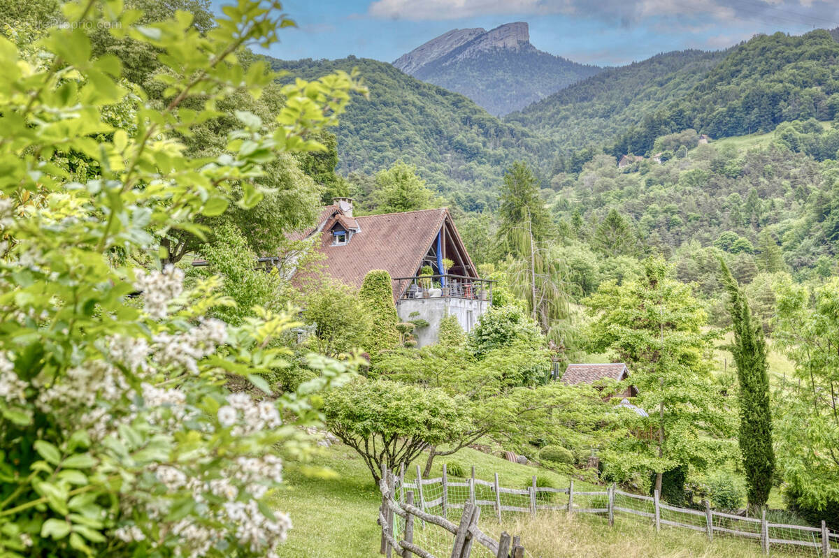 Maison à QUAIX-EN-CHARTREUSE