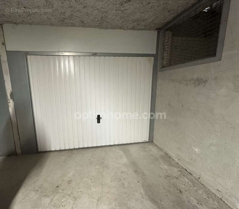 Appartement à SAINT-JEAN-DE-BRAYE