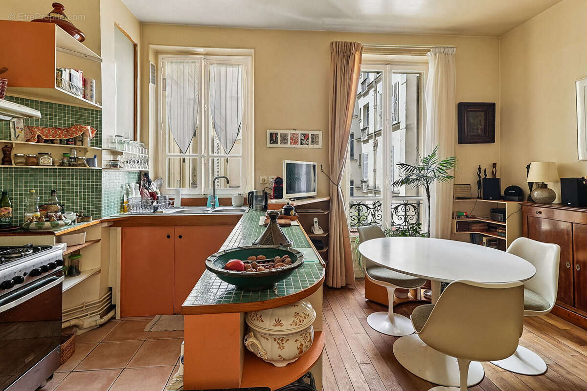 Appartement à PARIS-5E