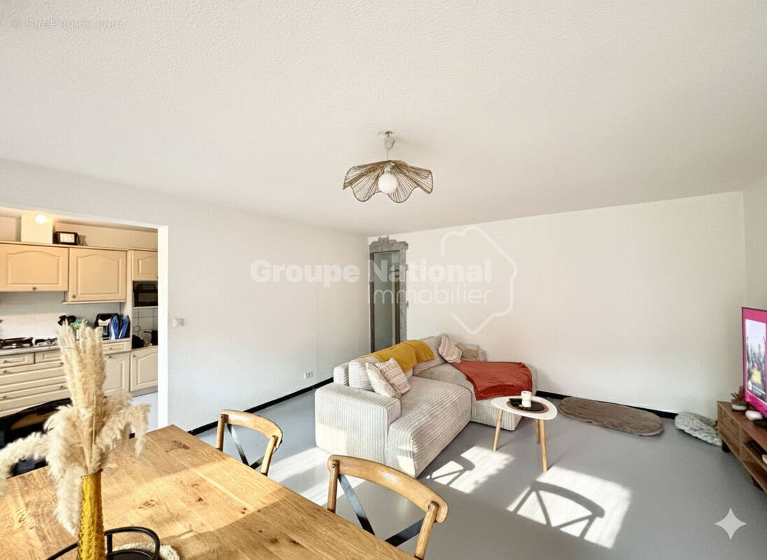 Appartement à FLORENSAC
