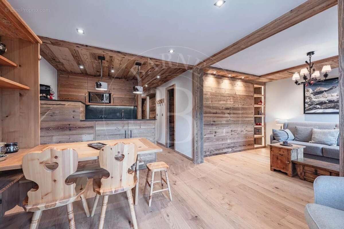 Appartement à LES ALLUES