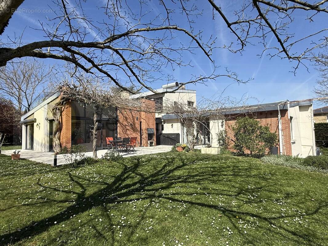 Maison à COLOMIERS