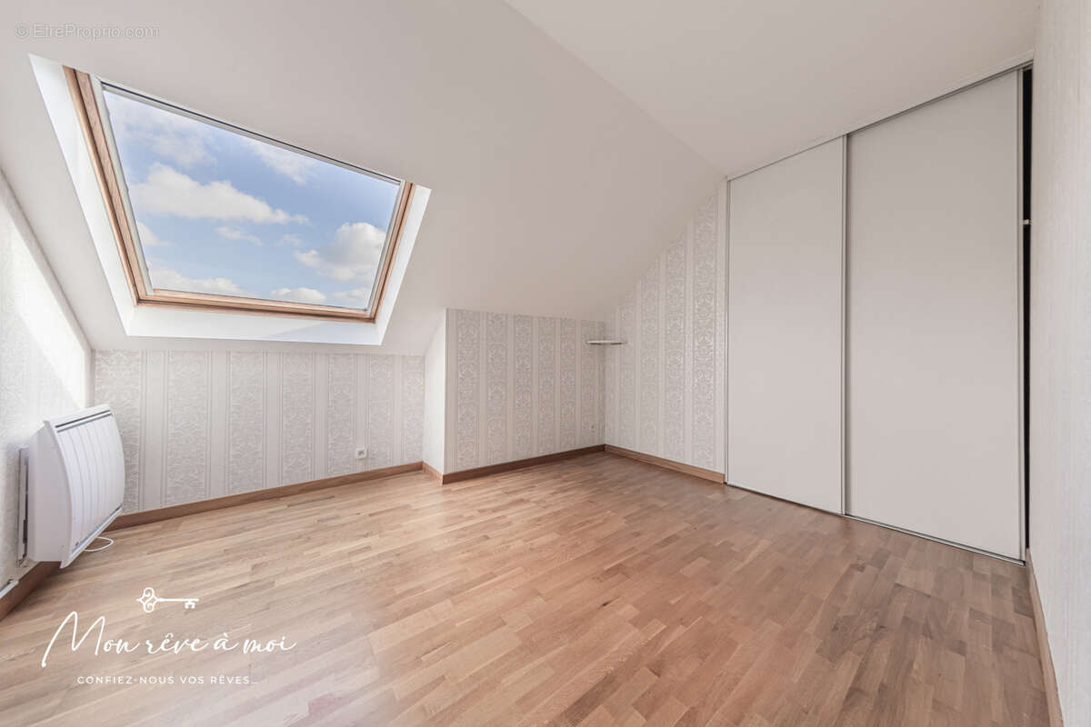 Appartement à NANTERRE