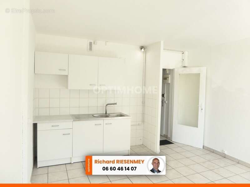 Appartement à BRUYERES-LE-CHATEL