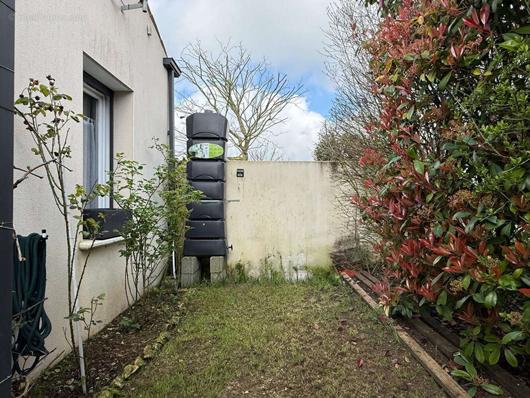 Maison à SURGERES
