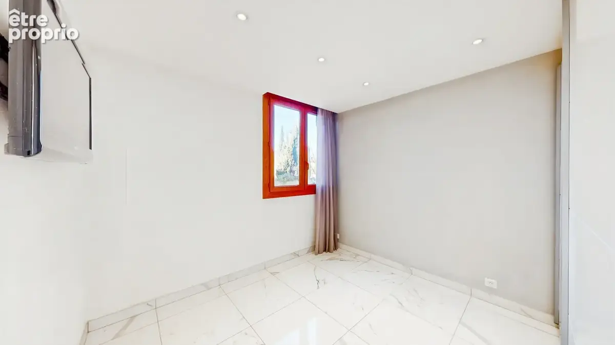 A VENDRE - Marseille 13013, Secteur St Jérôme/La Rose - Appartement 5 pièces de 93m² avec extérieur - Parking libre dans la rési - photo 9