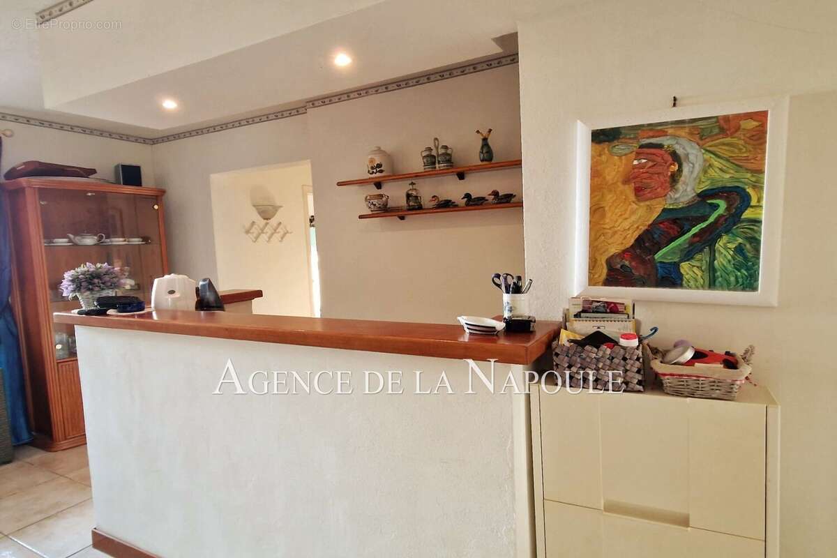 Appartement à THEOULE-SUR-MER