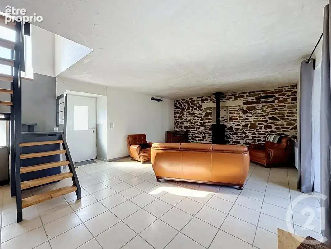 Maison 216 m² à Plenee-Jugon  - photo 5