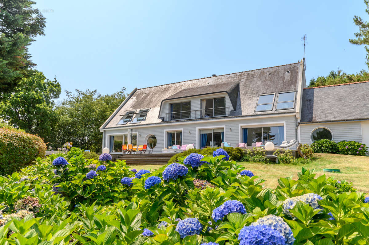 Maison à PLOUHINEC