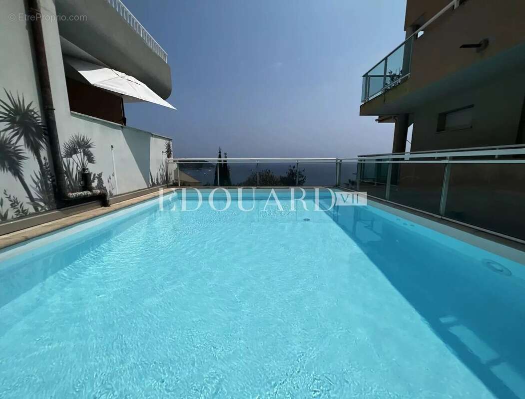 Appartement à ROQUEBRUNE-CAP-MARTIN