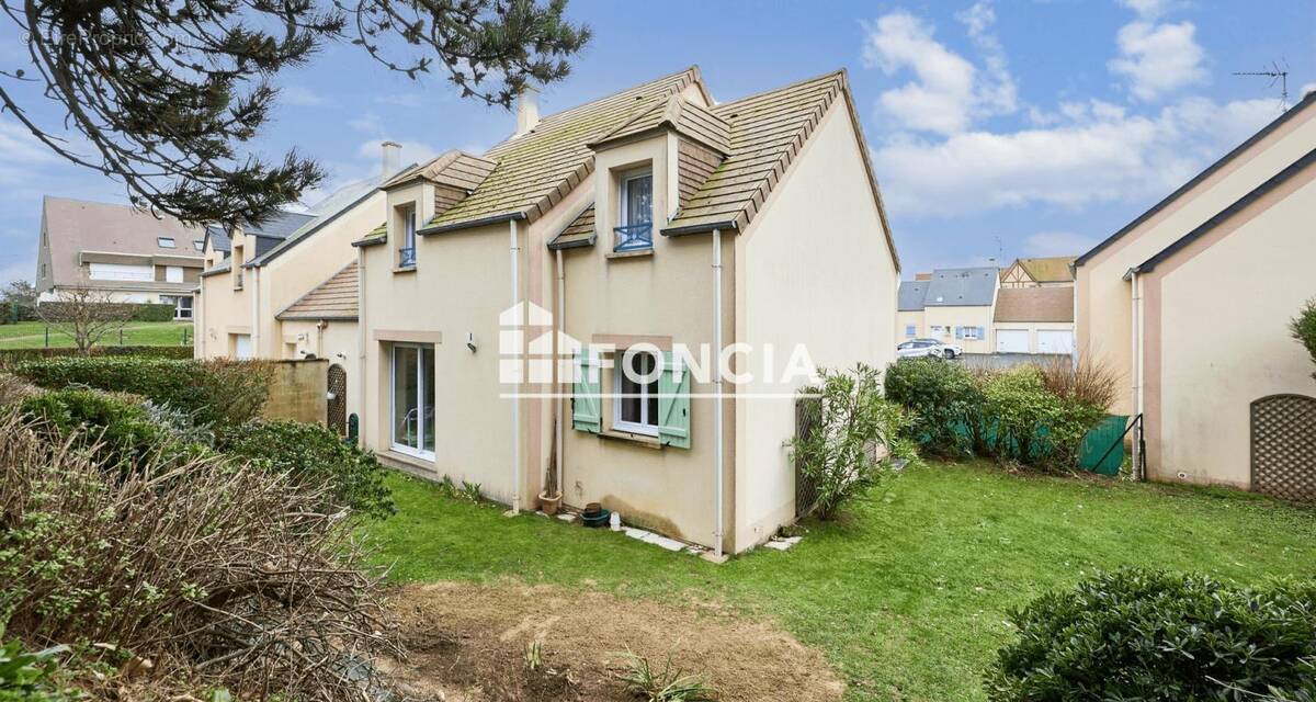 Maison à COURSEULLES-SUR-MER