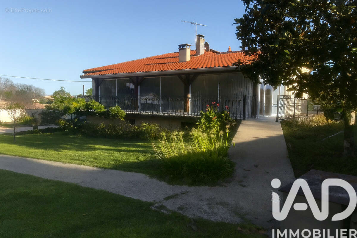 Photo 2 - Maison à CAMBES