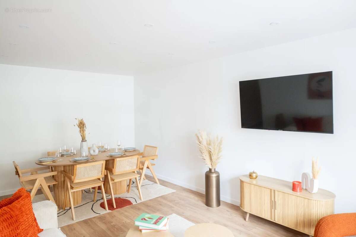 Appartement à PARIS-11E