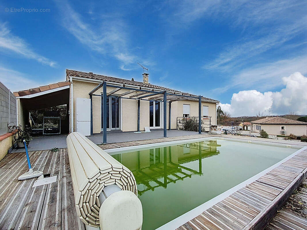 Maison à SARAMON