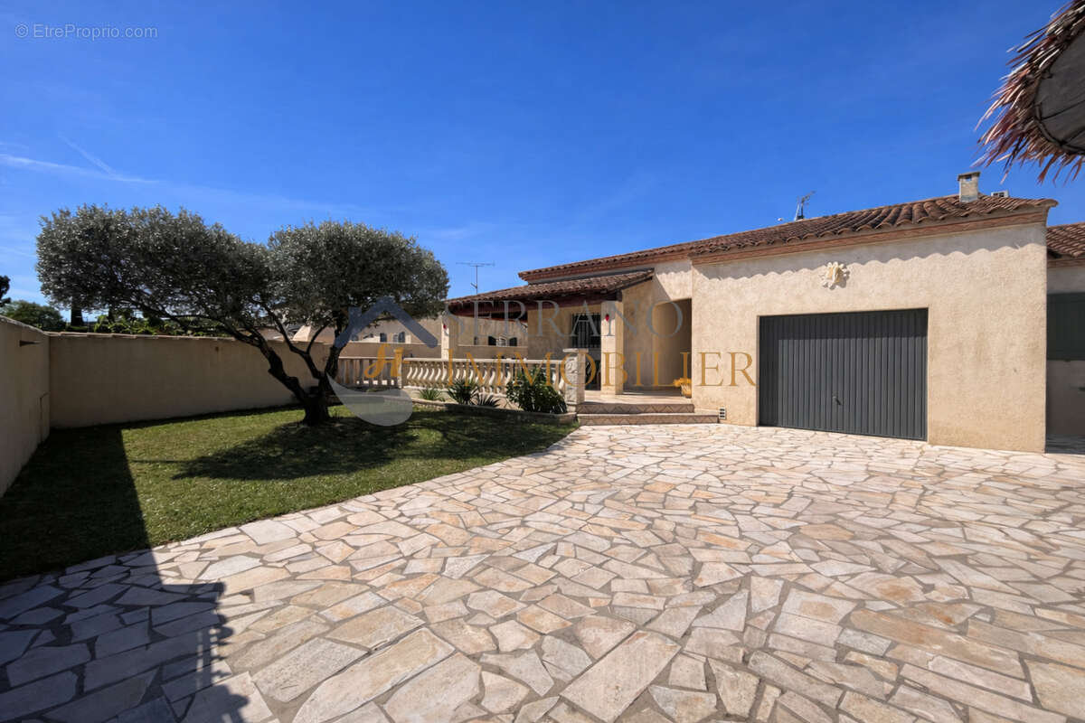 Maison à BEAUCAIRE