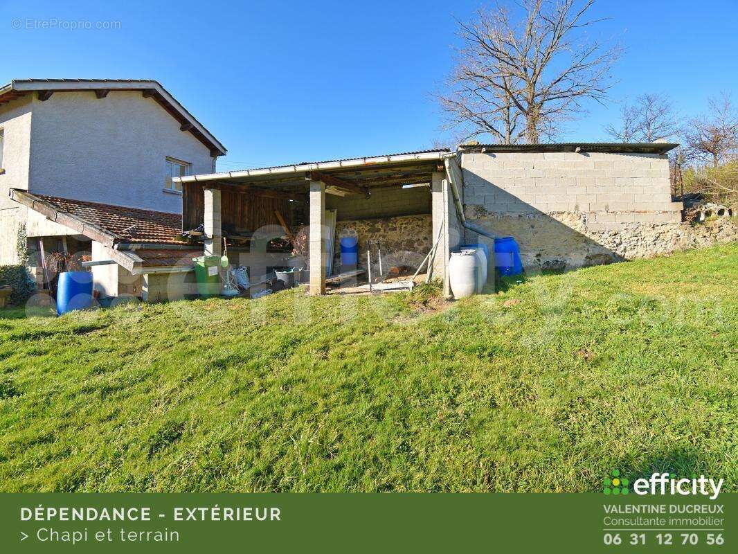 Maison à CHAZELLES-SUR-LYON