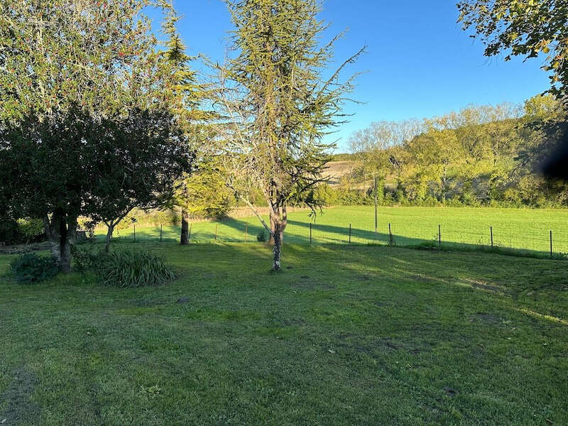 Maison à BOUTEILLES-SAINT-SEBASTIEN