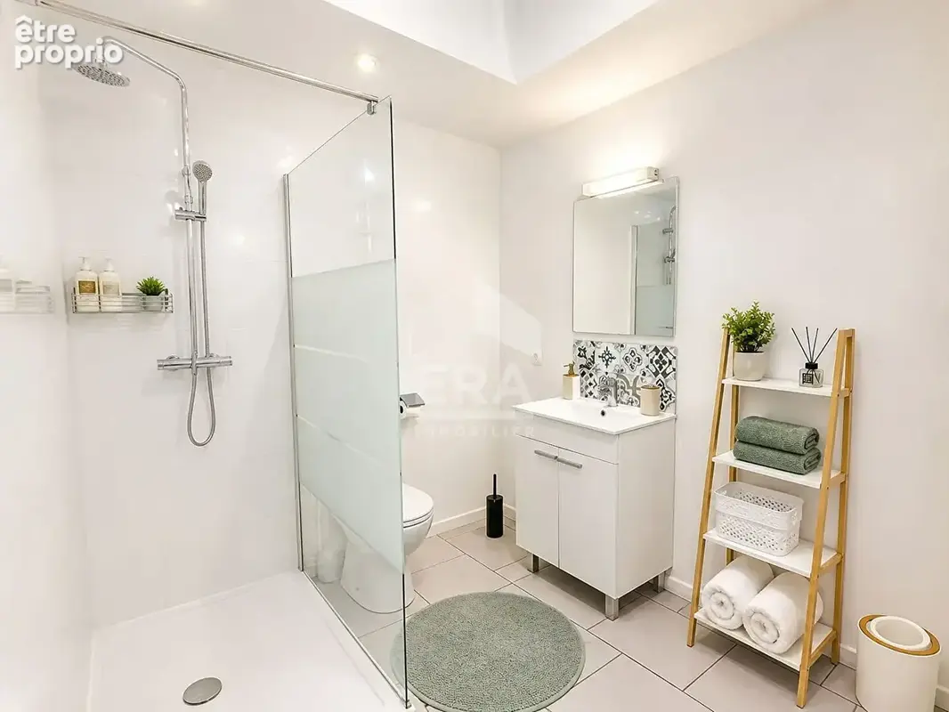 Ensemble immobilier - 2 STUDIOS - Extérieur - Location courte durée - CROIX CENTRE - photo 4