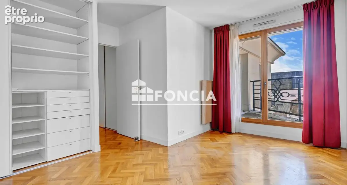 Appartement 4 pièces récent situé Rue Auguste MOUNIE EN HYPER-CENTRE-VILLE - photo 19