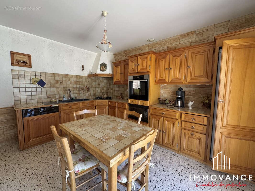 Maison à LES MATELLES