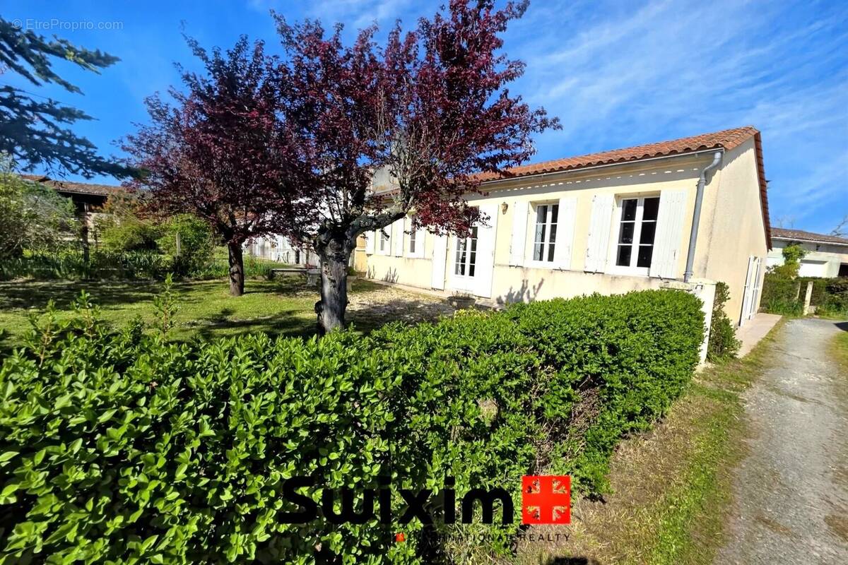 Maison à SAINT-SEURIN-DE-CADOURNE