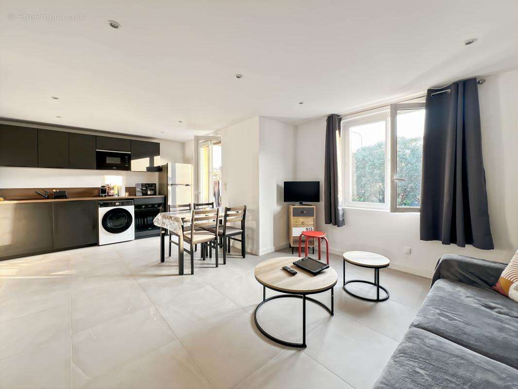 Appartement à FREJUS