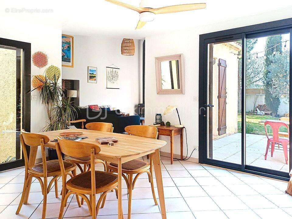 Maison à COURNONTERRAL