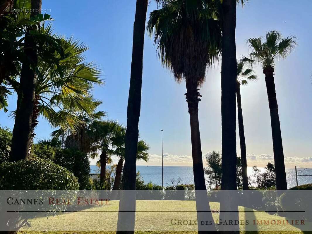 EXCLUSIVITÉ – Studio avec vue mer, piscine et accès privatif plage - photo 6
