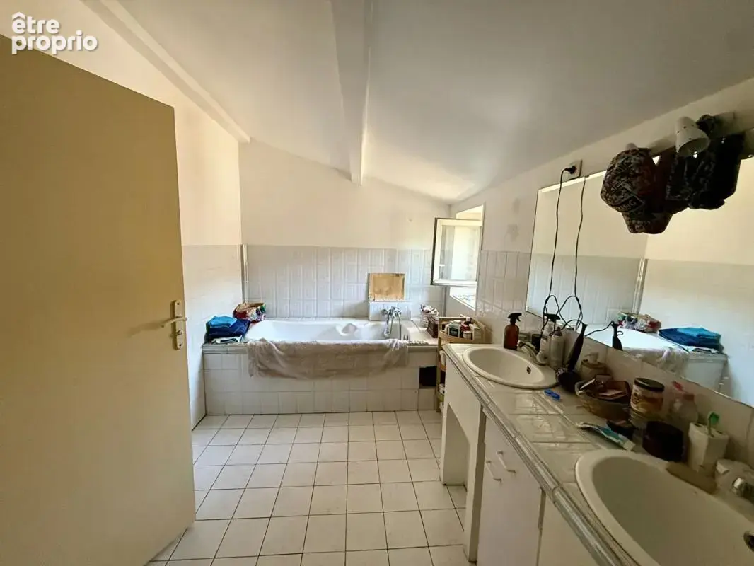 Maison de 198 m² avec deux logements distincts, terrasse, jardin et fort potentiel d'acquisition familiale ou patrimoniale - photo 16