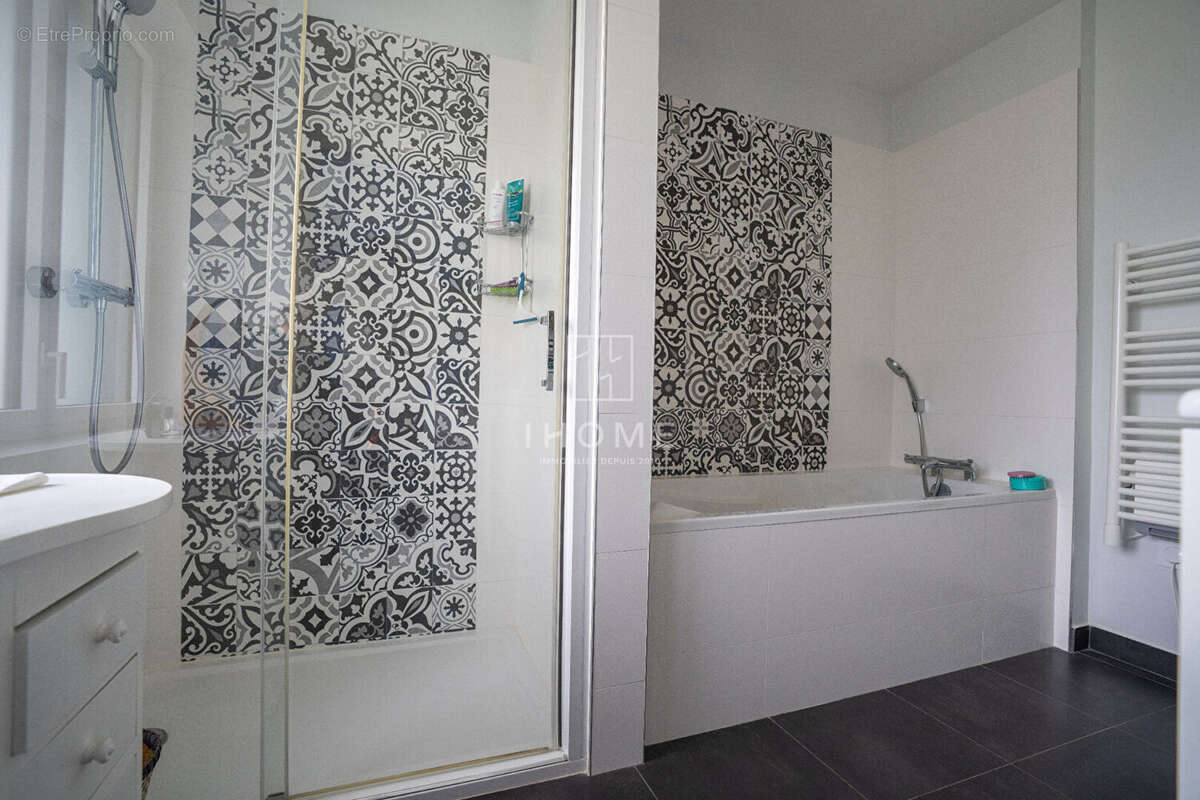 Maison à LES PONTS-DE-CE