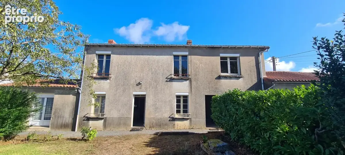 Maison 7 pièces 132 m² · à Mouzillon · 132 m² · 161 900 €