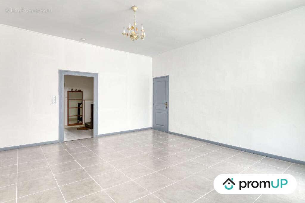 Maison à CHATEAUNEUF-SUR-CHER