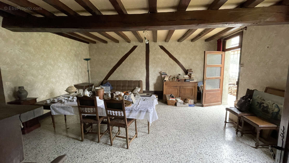 Maison à CRESANTIGNES