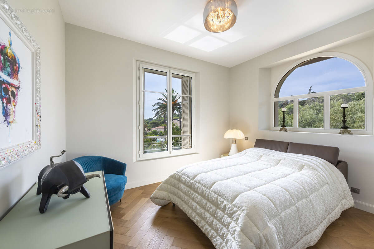 Maison à SAINT-RAPHAEL