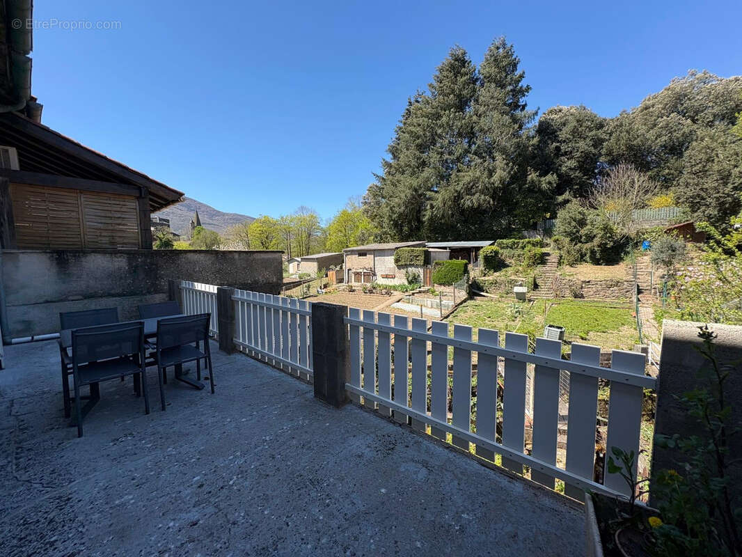 Maison à SAINT-AMANS-VALTORET