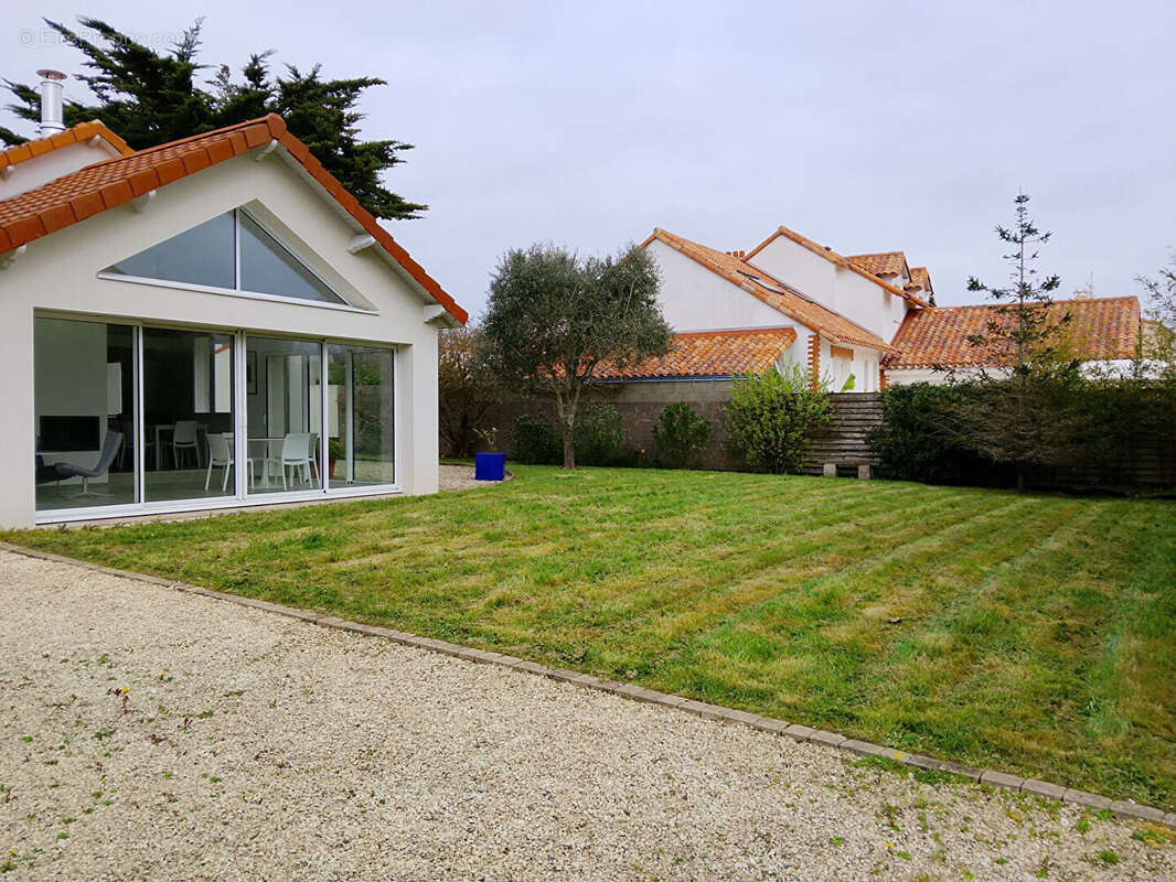 Maison Préfailles située proche centre et plage à pieds - photo 3