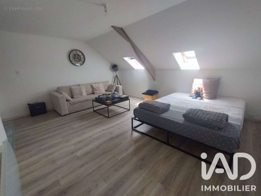 Maison 106 m² à Beaumont-Sur-Sarthe  - photo 3